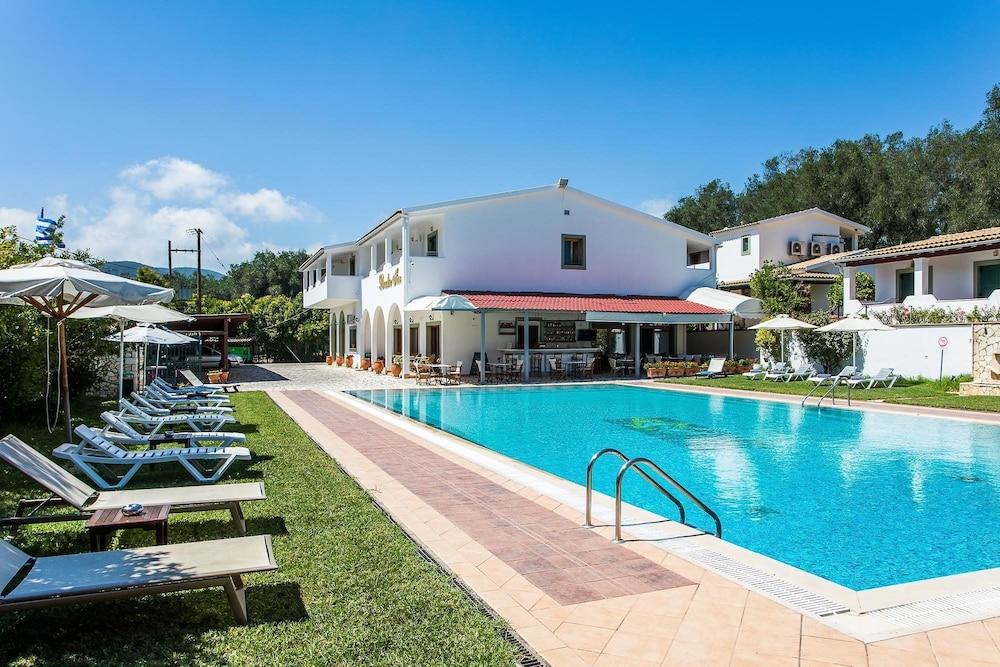 Paradise Inn Liapades Corfu Екстер'єр фото