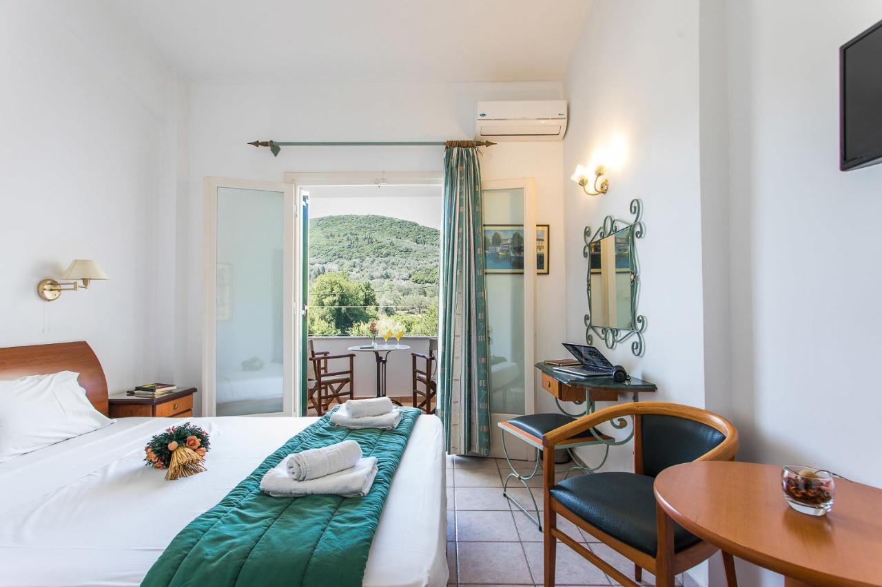 Paradise Inn Liapades Corfu Екстер'єр фото