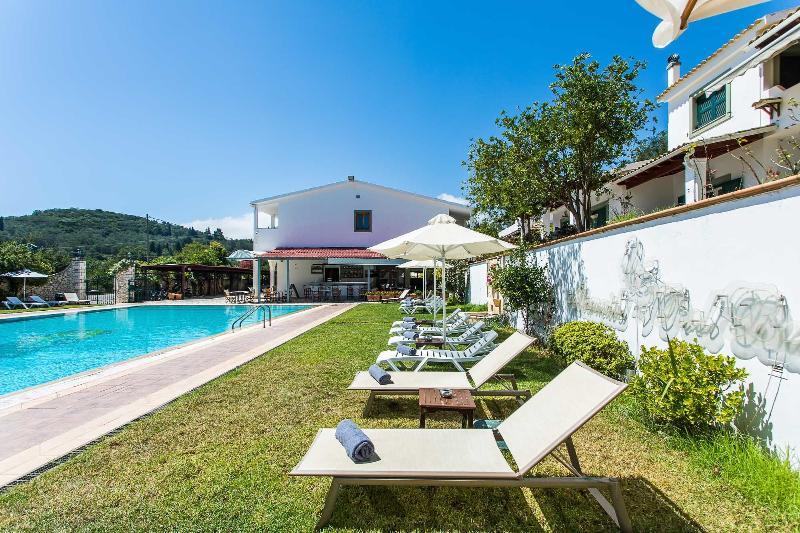 Paradise Inn Liapades Corfu Екстер'єр фото